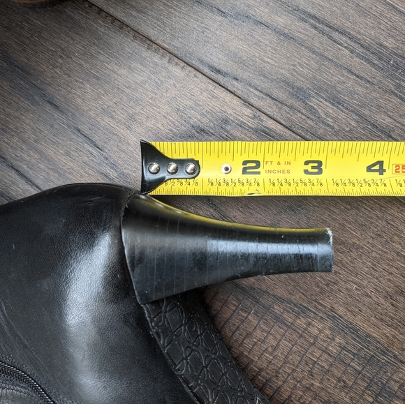 NWOT Nine West Leather Booties - Picture 4 of 6